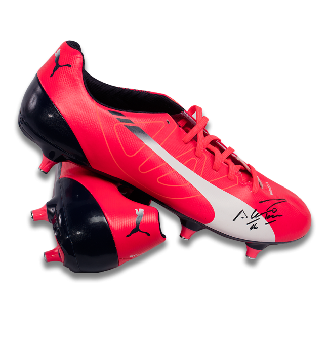sergio-aguero-signed-puma-pink-football-boot