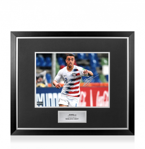 Sergino Dest Autographed Landscape USMNT Photo In Premium Photo Frame